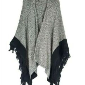 Cabi Pepper Cape Poncho Shawl Sweater